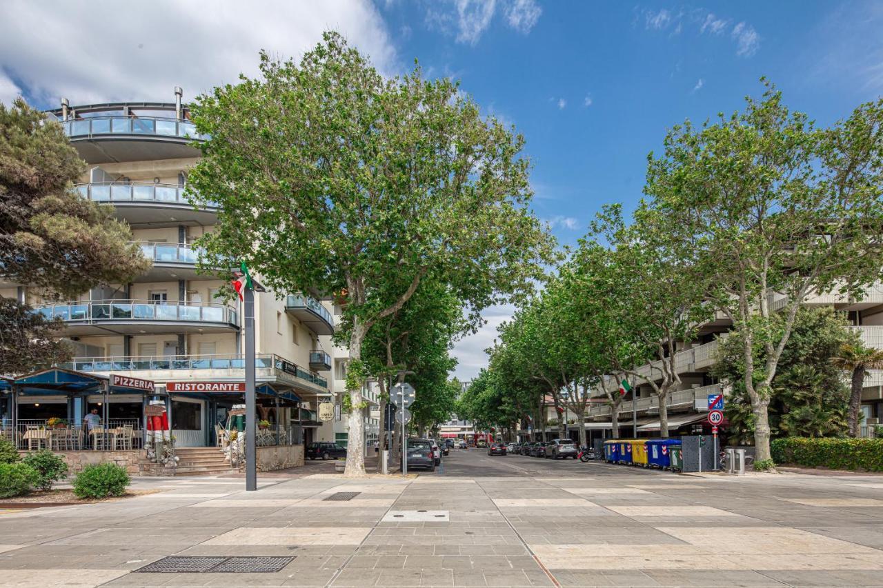 Monaco Apartments Lignano Sabbiadoro Dış mekan fotoğraf